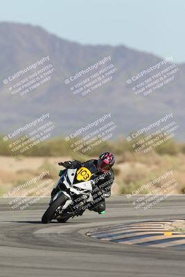 media/Oct-04-2025-CVMA (Sat) [[408bcdd6e4]]/Race 14-500-400-350 Supersport/